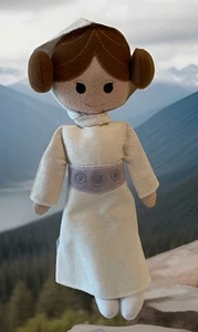 Disney Parks Star Wars Galaxy's Edge Toydarian Toymaker Prinzessin Leia Plüsch - Bild 1 von 6