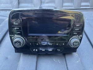 Autoradio Stereo Originale Fiat 500 Restyling FM - Foto 1 di 4