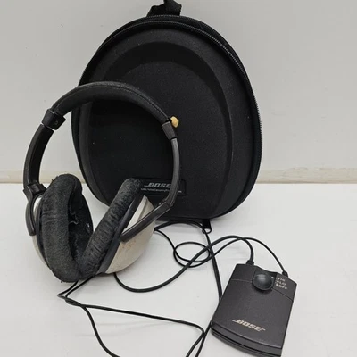 Bose Acoustic Noise Cancelling Headphones Wired With Controller Case Vintage - Image 1 of 4