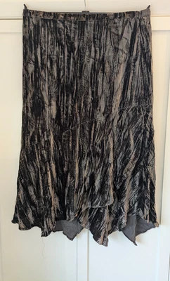 Gerry Weber  Viscose/Silk Crushed Velvet Evening Skirt - size 16 - Image 1 of 4