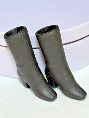 Botas blandas Barbie negras de media pantorrilla de la década de 1990 2000 zapatos tacones Foto 1 de 2