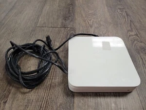 Apple AirPort Extreme 4th Gen 802.11n Wireless Router w/USB A1354 - Picture 1 of 7