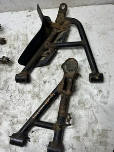 2000 98 99 01 02 03 04HONDA FOREMAN 450 4WD FRONT RIGHT A-ARMS UPPER & LOWER - Picture 1 of 7