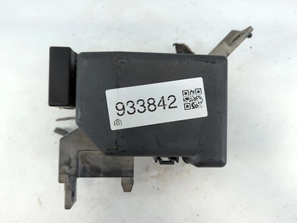 2008-2012 Suzuki Sx4 Fusebox Fuse Box Relay Module 80j00 LF5OK - Image 1 of 4
