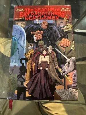 The League of Extraordinary Gentlemen, Vol. 2 Paperback Alan Moore TPB - Image 1 of 2