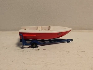 OLD VINTAGE LESNEY MATCHBOX # 48 SPORTS BOAT & TRAILER - Picture 1 of 5