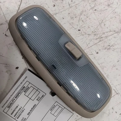 Lámpara de techo luz domo Ford Fiesta 2014 2015 2016 2017 2018 2019 Foto 1 de 4