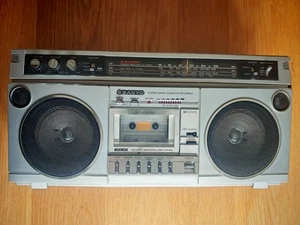 SANYO M-X315L STEREO RADIO / DOLBY CASSETTE RECORDER - FULLY WORKING BOOMBOX - Picture 1 of 8