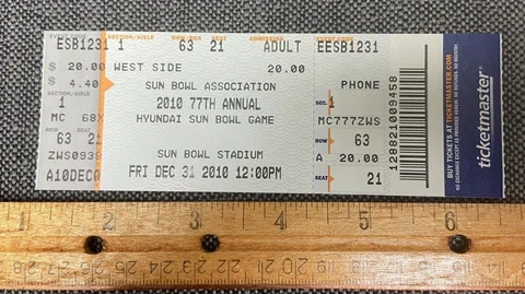 2010 DEC 31 SUN BOWL TICKET STUB NOTRE DAME VS MIAMI HURRICANES 93022C Cover