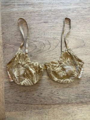 Sujetador demi sin forro 32D de encaje floral dorado Out From Under de URBAN OUTFITTERS nuevo sin etiquetas Foto 1 de 2