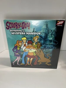 Avalon Hill Scooby Doo in Betrayal at Mystery Mansion Oficial Scooby Doo ~ NUEVO - Imagen 1 de 4