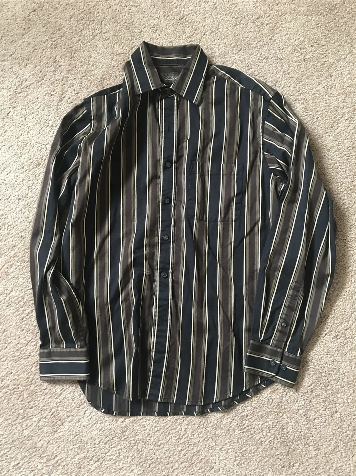 Camisa de vestir a rayas negra pequeña para hombre Foto 1 de 1