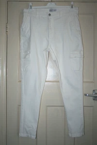 SIZE 14 WHITE CARGO STYLE SKINNY JEANS WITH STRETCH 28" LEG - Picture 1 of 5