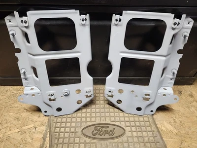 Par de soportes para guardabarros de faros de soporte central 92-97 OBS F150 F250 F350 Bronco OE Foto 1 de 3