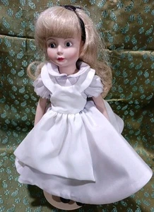 Grolier Disney Collection Alice In Wonderland 13" Porcelain Doll Vintage 1988 - Picture 1 of 7