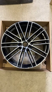 22" PORSCHE 911 / CAYENNE 9YA 22X11.5 OEM WHEEL RIM 67588 9Y3601025AJ0C6 - Imagen 1 de 3