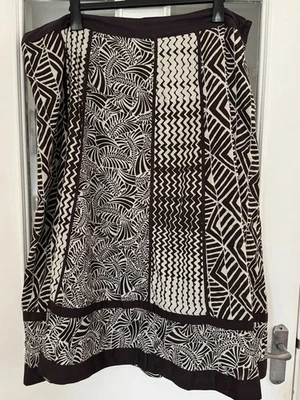 FAB MONSOON BROWN & CREAM PATTERNED & LINED COTTON SKIRT - SIZE 22!! - Image 1 of 4