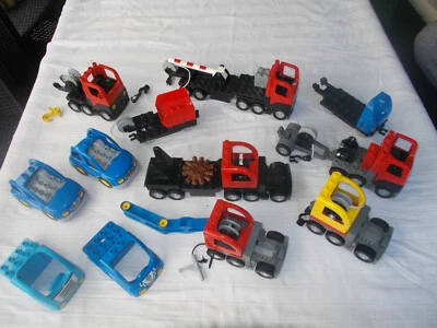 LOT LEGO DUPLO VILLE Vehicule de chantier: camion semi remorque, voiture - Photo 1/4