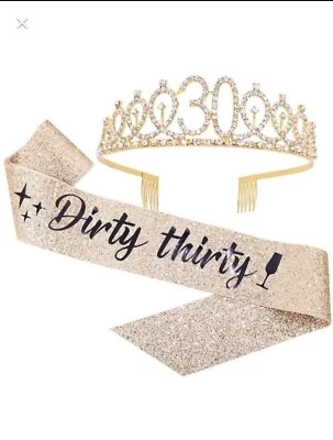 Juego de tiara y faja Dirty 30 cumpleaños Foto 1 de 4