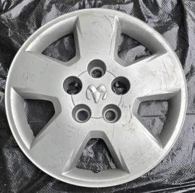 2007-2009 DODGE CALIBER 15" OEM HUBCAP P/N05105631AA - Image 1 of 4