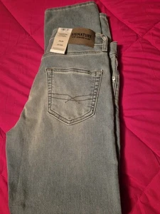 Herren Levis Signature S37 Slim Jeans Light Wash 29x30 Flex Denim Blau Neu mit Etikett * NEU - Bild 1 von 14