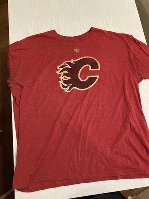 NHL Calgary Flames Men's T-Shirt Size XXL Old Time Hockey 2XL Red Short Sleeve - Image 1 of 4