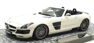 Minichamps 1/18 - 107 032130 Mercedes Benz BRABUS 700 Biturbo Roadster - Blanco - Imagen 1 de 5
