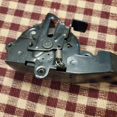 Bloqueo de cierre de capó para Toyota Highlander 2010 2011 2012 2013 535100E060 usado OEM Foto 1 de 3