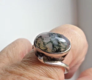 Silver Moss Agate Ring Scottish Vintage 1970s Design size R - Picture 1 of 6