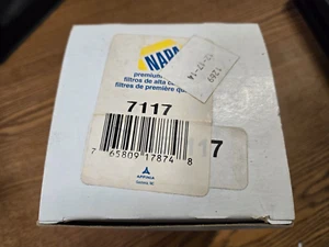 Wix 57117 Engine Oil Filter Napa 7117 - Picture 1 of 3