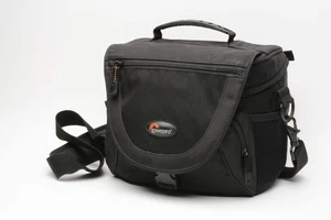 Lowepro Nova 3 AW Shoulder Bag (Gray/Black), Great camera bag - Picture 1 of 6