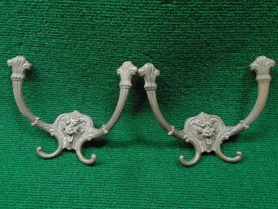 Un abrigo colgante de árbol de hierro fundido de invierno de anciano victoriano circa 1880 (20909-10) Foto 1 de 4