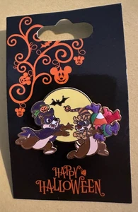 Disney Pin Trick or Treat 2008 Chip 'n' Dale Running with Candy Retired - Picture 1 of 5