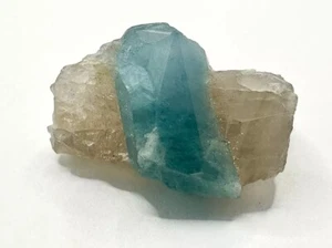 Aquamarine Rough Crystal Stone 6.3g - Picture 1 of 6