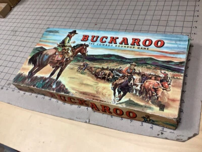 1947 complete BUCKEROO Game, COMPLETE, very clean inside, box shows storage wear - Image 1 of 4