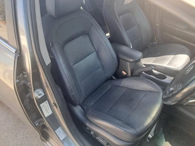KIA CERATO FRONT SEAT RH FRONT, YD, LEATHER, 04/13-05/18  13 14 15 16 17 18 - image 1 of 4