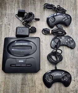 SEGA Genesis Gen 2 Console - Black MK-1631 w/ 3 Controllers And Cords Tested - Picture 1 of 4
