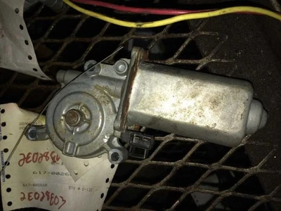 89 90 91 92 93 94 95 96 97 CUTLASS RIGHT POWER WINDOW MOTOR SUPREME 4 DOOR REAR  - Image 1 of 2