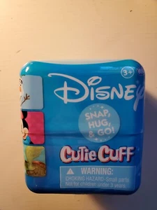 1 Disney Cutie Cuff - BRAND NEW & Factory Sealed (Squirt? Pascal? Stitch?) - Picture 1 of 4