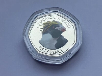2018 FALKLAND ISLANDS PENGUIN ~ MACARONI ~ COLOURED 50 PENCE BU BUNC - Image 1 of 4