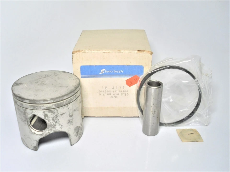 Sierra 18-4111 Johnson Evinrude OMC V4 V6 Small Bore Loopers Piston Kit *NEW* - Image 1 of 4