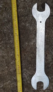 32mm x 36mm slim open-ended Wrench spanner, thickness 3mm, length 400mm - Imagen 1 de 1