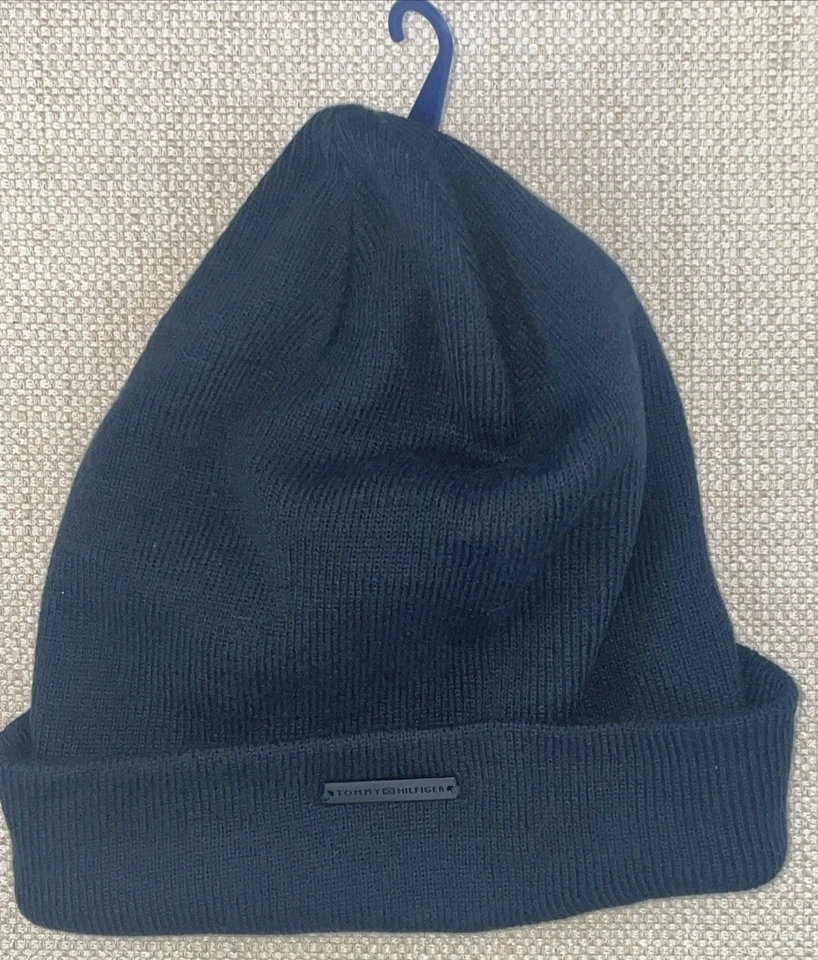 Gorro Tommy Hilfiger azul marinho unissex tamanho único malha com logotipo RN#36543 NOVO COM ETIQUETAS - Imagem 1 de 4