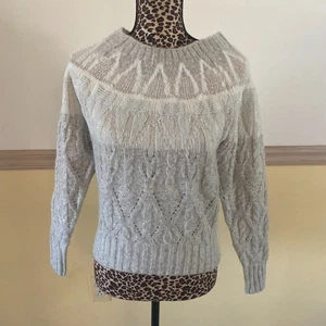 WHBM Women's White/Light Grey Shimmer Boatneck Sweater Size XS Fits Like S L7 - Picture 1 of 3