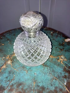Antique Sterling Silver Cut Glass Scent Bottle,John Grinsell & Sons 1890 - Picture 1 of 10