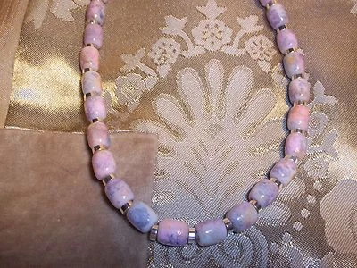 Gargantilla hecha a mano ROSA Y PÚRPURA 15 1/2 pulgadas con cuentas C-12 por joyería de calidad Foto 1 de 4