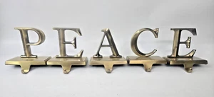 5 gebürstete goldfarbene FRIEDEN Buchstaben Weihnachten Strumpf Halter Aufhänger - Bild 1 von 8