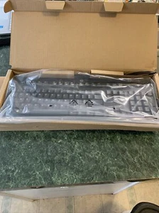HP Computer Tastatur kabelgebunden USB schwarz 672647-002 US neu im Karton - Bild 1 von 2