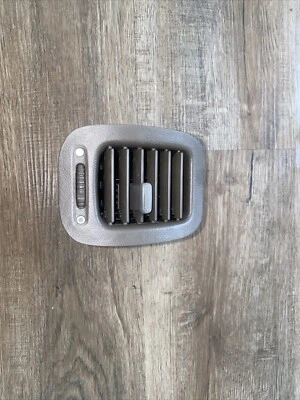 1994 1995 1996 1997 ACURA INTEGRA RIGHT DASH AIR VENT BROWN - Image 1 of 4