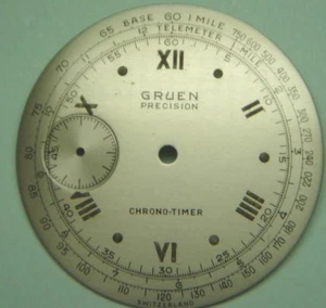 1 CADRAN VINTAGE NEUF DE STOCK POUR CHRONOGRAPHE GRUEN CALIBRE 450 MONO-POUSSOIR - Picture 1 of 4